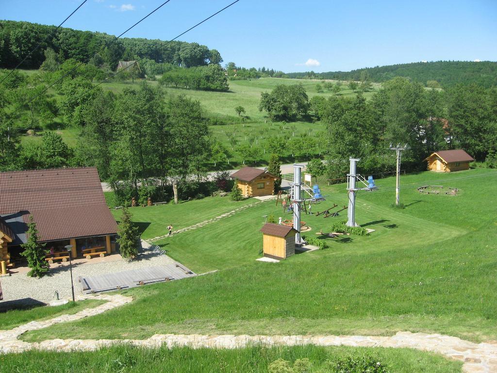 Penzion Malovany Osvetimany Dış mekan fotoğraf
